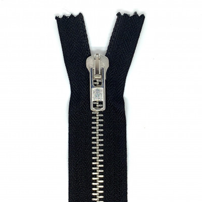 Metal zipper T8